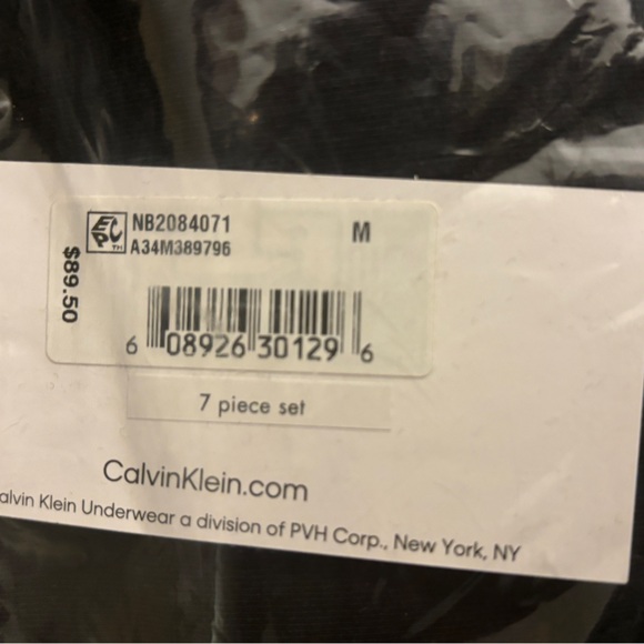 Calvin Klein boxer briefs, medium - Picture 3 of 6